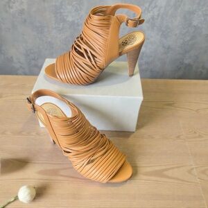 Vince Camuto Adeenta Brown Leather Sandal - US 8.5 - New w/o Box